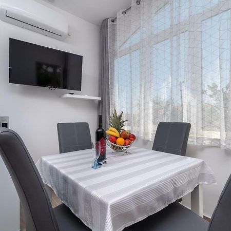 Apartman Niksi トロギール エクステリア 写真