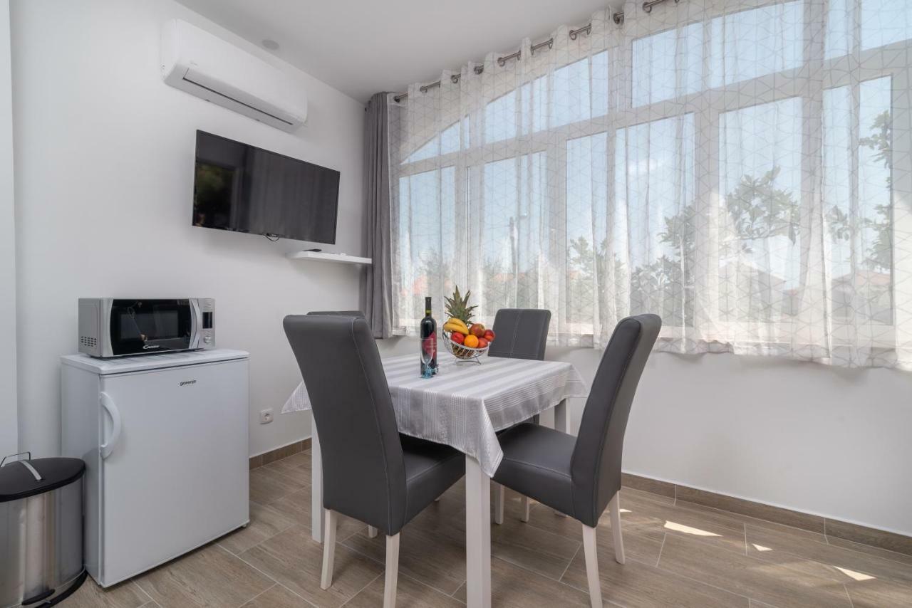 Apartman Niksi トロギール エクステリア 写真